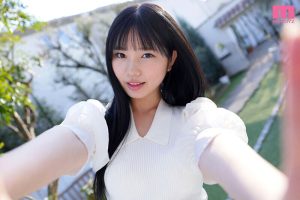 現役女子大生のHcupバストが魅力的なVR作品