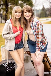 謎のパイパンお嬢様 18歳 AVデビュー＋1作品 レビュー