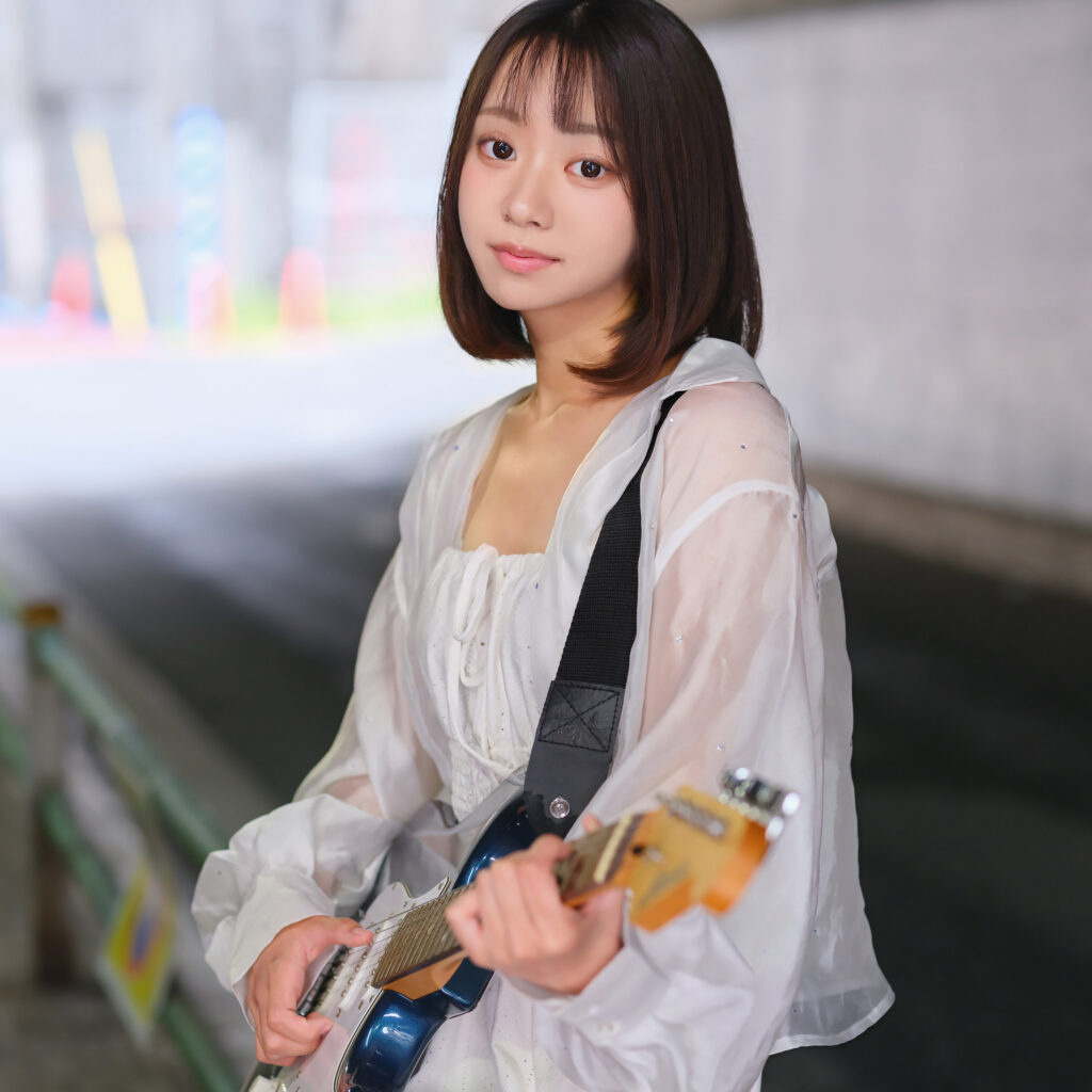 赤名いとが挑む、素人っぽさを残したハード系独占作品『イト』